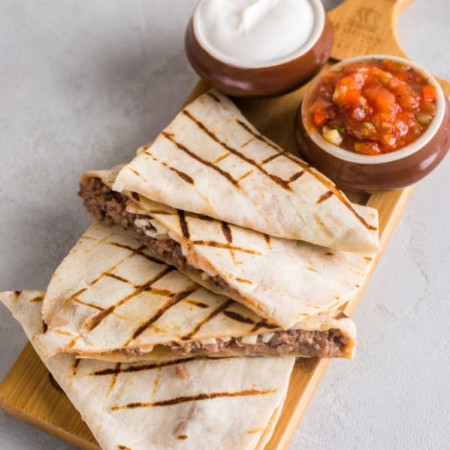 Кесадилья мясная